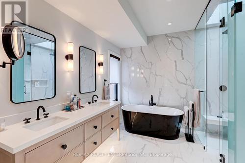 37 Oakwood Avenue N, Mississauga, ON 
