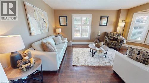 39 Falcon Court, Cambridge, ON 