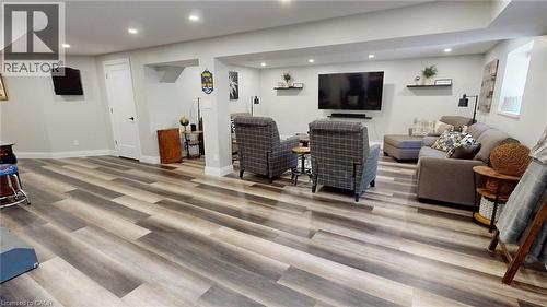 39 Falcon Court, Cambridge, ON 