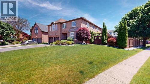 39 Falcon Court, Cambridge, ON 