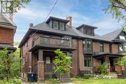 MAIN - 88 PEARSON AVENUE Toronto, ON M6R 1G5