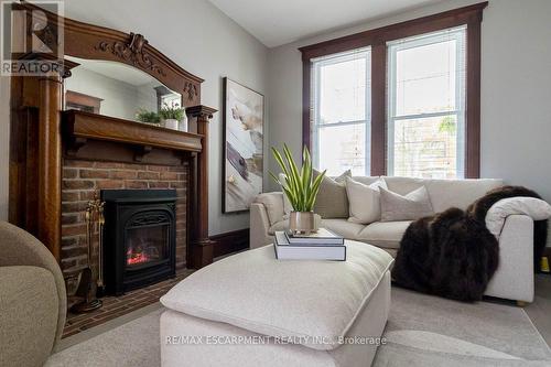 Living Room - 82 Burris Street, Hamilton, ON 