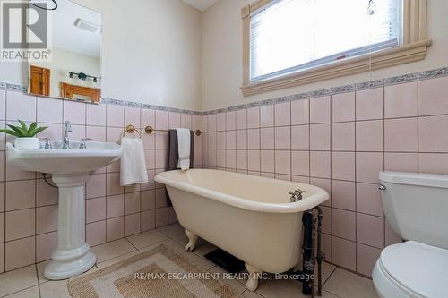4pc Bath - 82 Burris Street, Hamilton, ON 