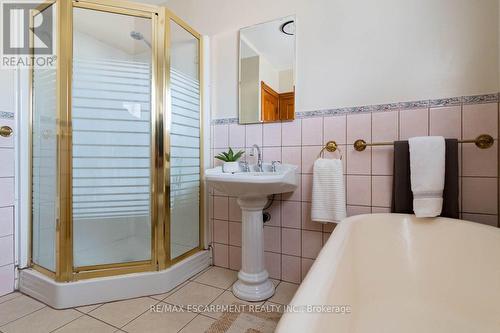 4pc Bath - 82 Burris Street, Hamilton, ON 