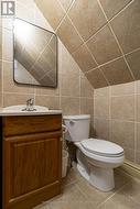 3rd Floor Bathroom 2pc - 