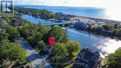 32 RIVER ROAD E Wasaga Beach, ON L9Z 2L1