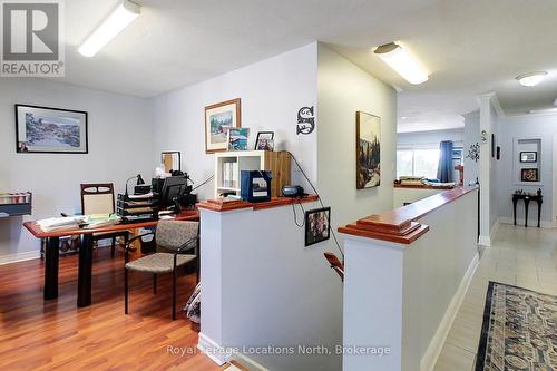 Entry room Currently - 32 River Road E, Wasaga Beach, ON 