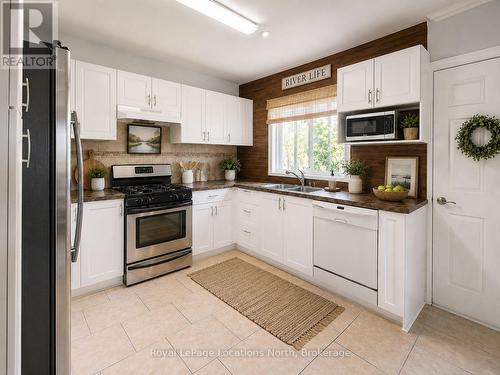 Virtually Staged Kitchen - 32 River Road E, Wasaga Beach, ON 