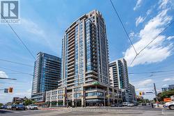 1702 - 500 ST CLAIR AVENUE W Toronto, ON M6C 1A8