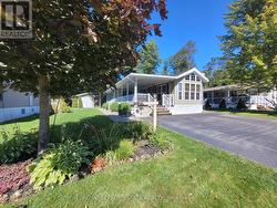 127 MADAWASKA TRAIL Wasaga Beach, ON L9Z 1X7