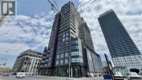 1 VICTORIA Street S Unit# 1712  Kitchener, ON N2G 1E9
