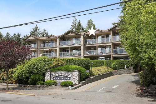 #304-1860 Comox Ave, Comox, BC 