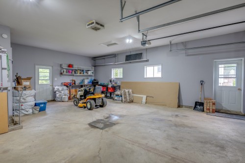 Garage - 1100 Rue Du Cardinal, Saint-Jérôme, QC 