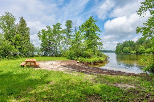 Accès au plan d'eau - Ch. Du Tour-Du-Lac, Nominingue, QC 