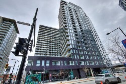 906-101 Rue Peel Montréal (Le Sud-Ouest), QC H3C 0Y1