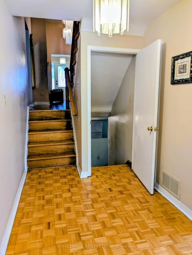 2560 Cynara Road, Mississauga, ON 
