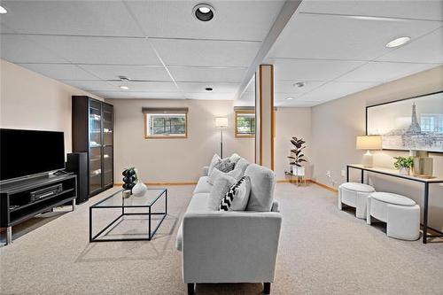 240 Springfield Rd, Winnipeg, MB 