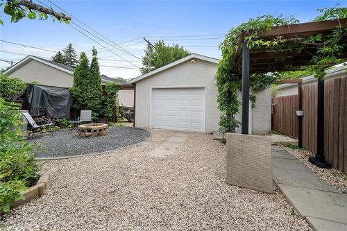 240 Springfield Rd, Winnipeg, MB 