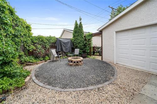 240 Springfield Rd, Winnipeg, MB 