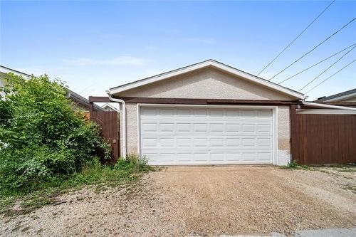 240 Springfield Rd, Winnipeg, MB 