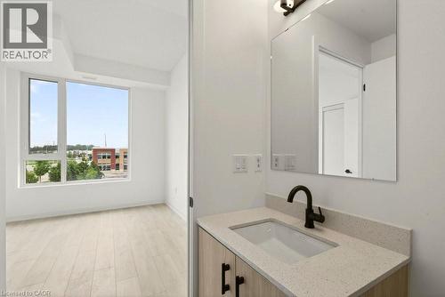 4878 Powers Common Unit# 320, Burlington, ON 