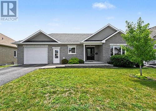 112 Mac Campbell Drive, Perth, ON 