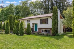 1495 Hobson Ave Courtenay, BC V9N 6P2