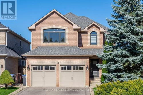 5 MELROSE GARDENS  Brampton, ON L7A 1J7