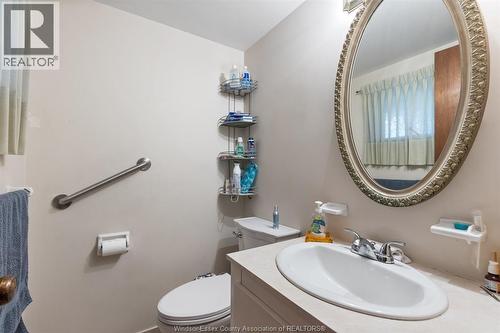 3325 Baseline Road, Windsor, ON 