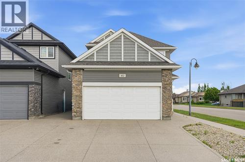 302 Dickson Crescent, Saskatoon, SK 