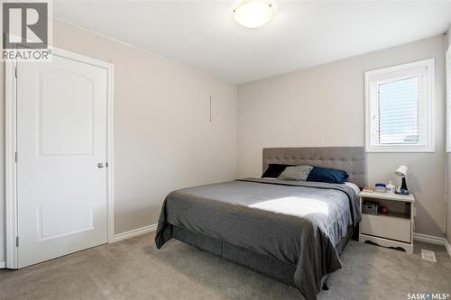 302 Dickson Crescent, Saskatoon, SK 