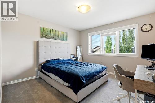 302 Dickson Crescent, Saskatoon, SK 