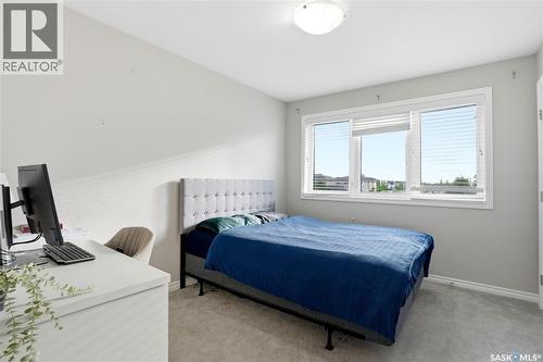 302 Dickson Crescent, Saskatoon, SK 