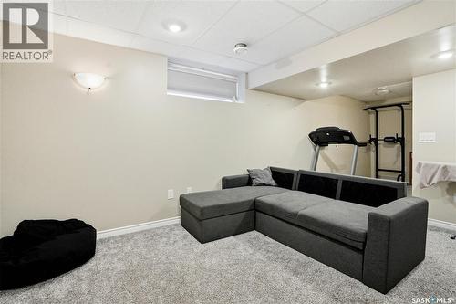 302 Dickson Crescent, Saskatoon, SK 