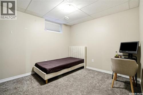 302 Dickson Crescent, Saskatoon, SK 