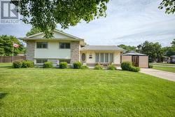 8968 BANTING AVENUE Niagara Falls, ON L2G 6Z9