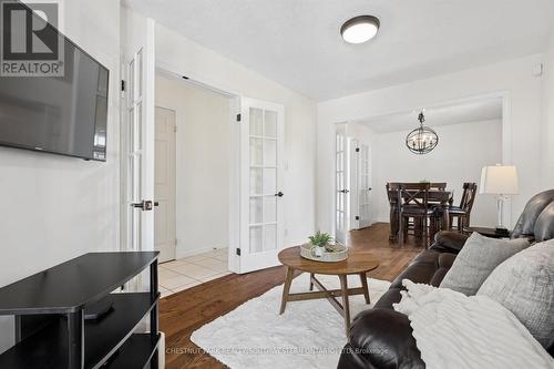 44 Alderson Drive, Cambridge, ON 