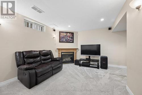 44 Alderson Drive, Cambridge, ON 
