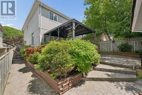 44 Alderson Drive, Cambridge, ON 