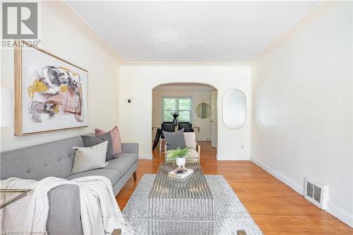 136 Glen Road, Hamilton, ON 