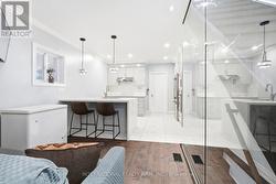 568 DELAWARE AVENUE N Toronto, ON M6H 2V2