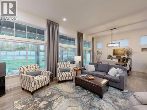 4048 Saturna Ave, Powell River, BC 