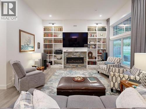 4048 Saturna Ave, Powell River, BC 