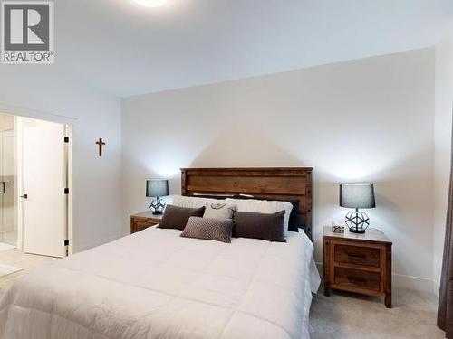 4048 Saturna Ave, Powell River, BC 