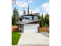 1307 Cherrywood Boulevard  Sparwood, BC V0B 2G2