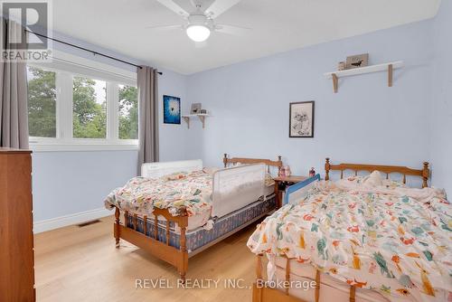 53 Oakridge Drive, Barrie, ON 