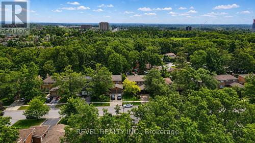 53 Oakridge Drive, Barrie, ON 