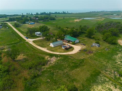 25 Oak Avenue, Oak Point, MB 