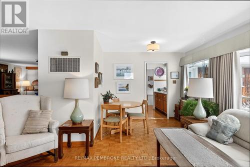 98 Glendale Avenue, Deep River, ON 