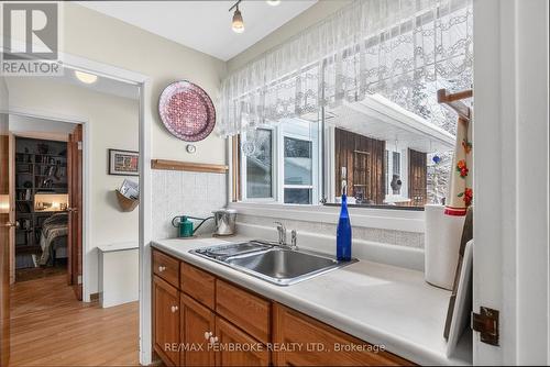 98 Glendale Avenue, Deep River, ON 